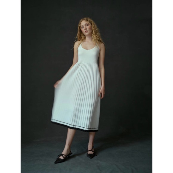 Naya Rea Aurora Halter Pleated Midi Dress in White Size Medium - Picture 1 of 8
